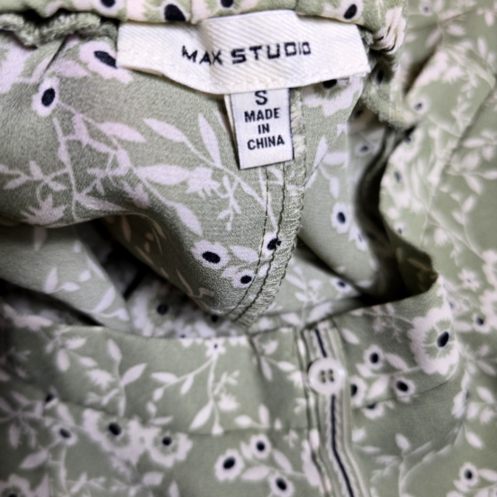 Max studio floral skirt Size:S Color:Green - Picture 4 of 5